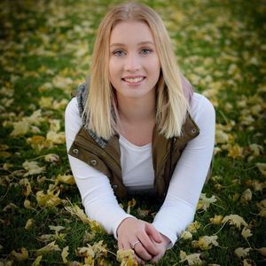 Meet your Posher, Hope