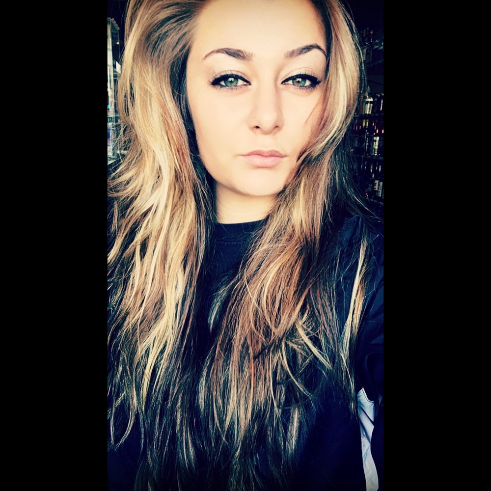 Meet your Posher, Heather