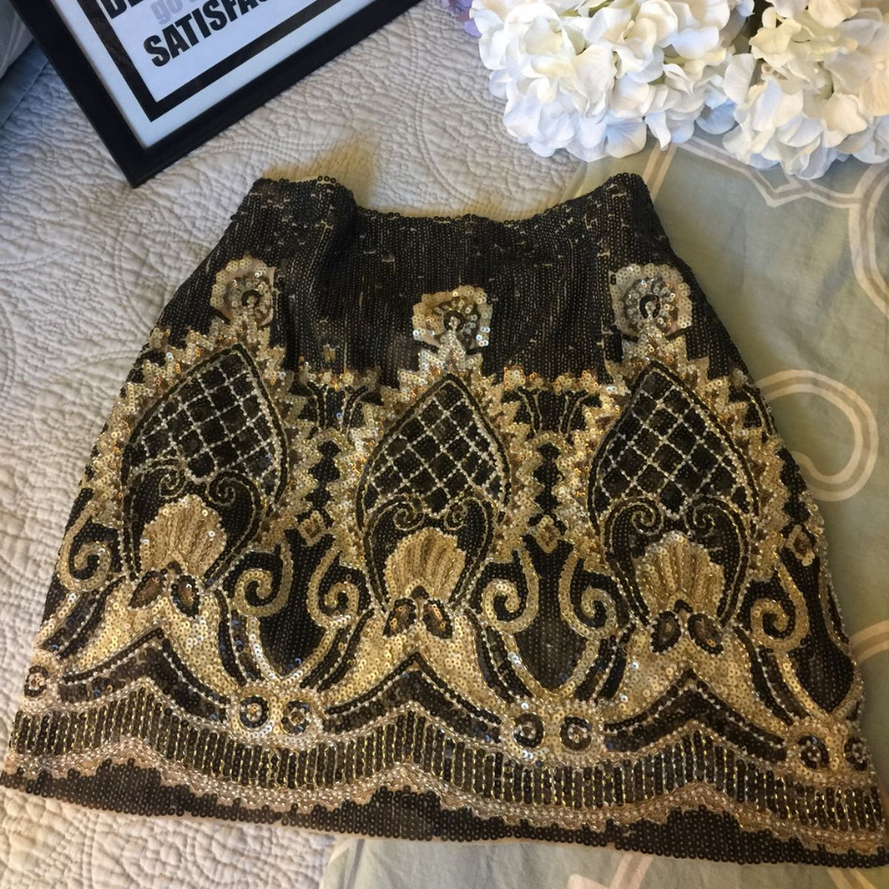 🔥SALE! Beaded mini skirt - perfect for a party!