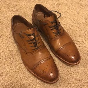 Johnston and Murphy Conard Cap-Toe Oxford Shoe