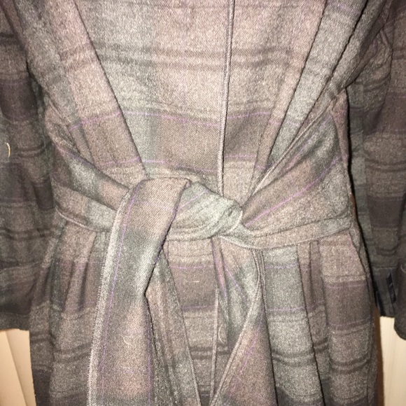 Plaid Snap Front With Tie Jacket Blouse - Picture 3 of 6