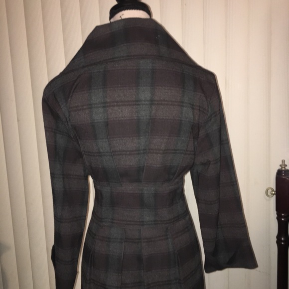 Plaid Snap Front With Tie Jacket Blouse - Picture 6 of 6