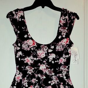 Speechless elegant floral cap sleeve dress