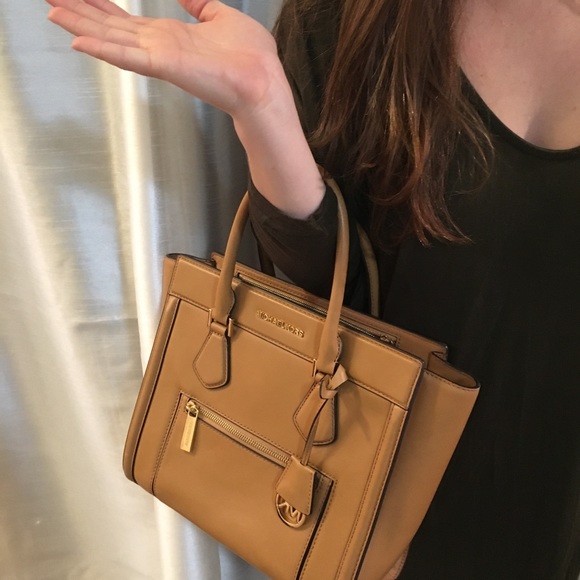 Camel Michael Kors Collette bag - Picture 3 of 5