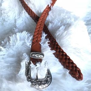 MOVINGSALEVintage braided brown belt silver buckle