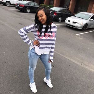 Meet your Posher, Eve