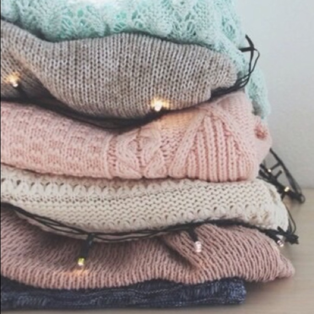 Sweater mystery box 5 sweater lot for $50 - Picture 5 of 6
