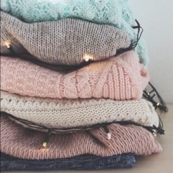 Sweater mystery box 5 sweater lot for $50 - Picture 5 of 6