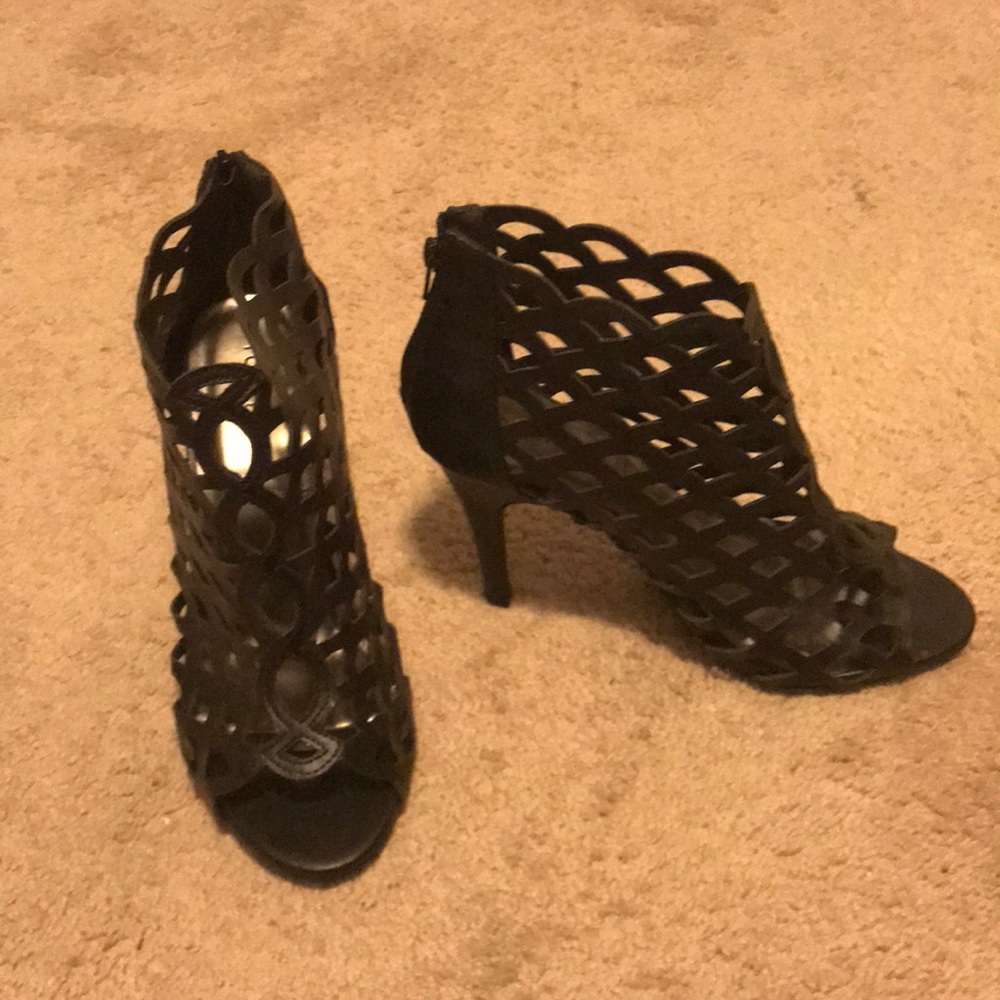 Black heels