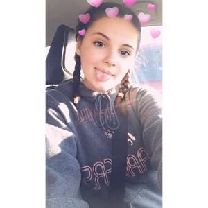 Meet your Posher, Jillian