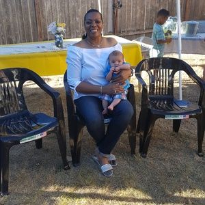 Meet your Posher, Lori