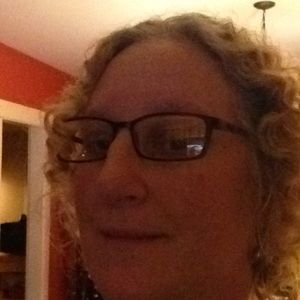 Meet your Posher, Dana