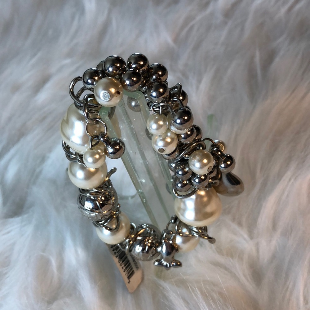 Pearl & Silver charm bracelet