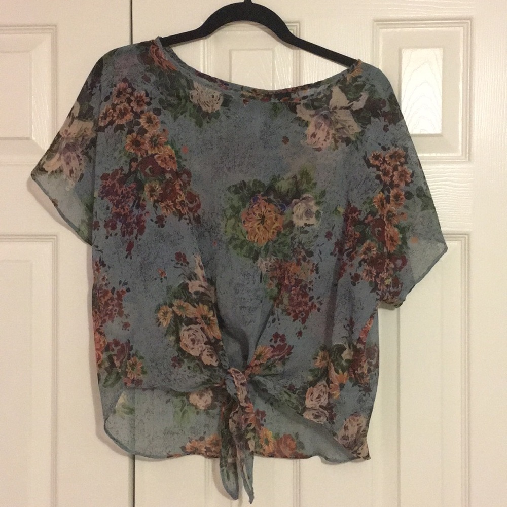 loose floral shirt with front knot