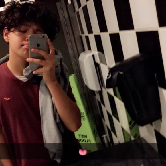 Meet your Posher, El - Picture 1 of 1