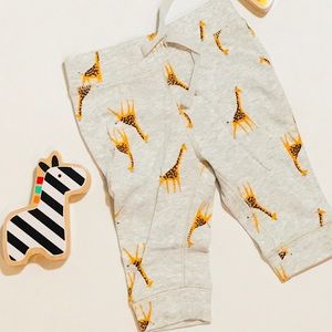 Boy | Old Navy Giraffe Drawstring Leggings