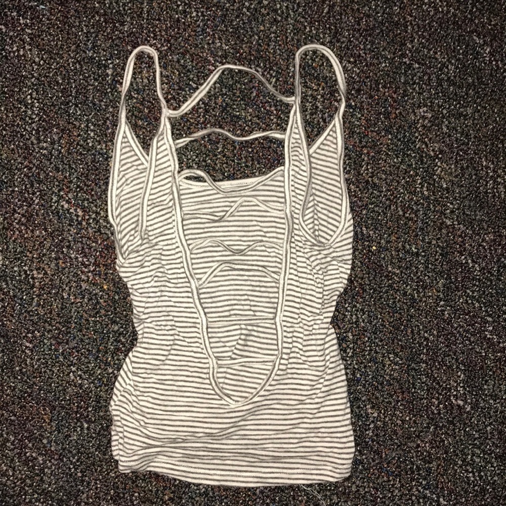 LF DEEP V TOP