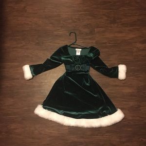 Girls velvet dress