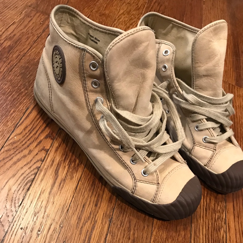 PF flyers, size 10 men or 11.5 women.