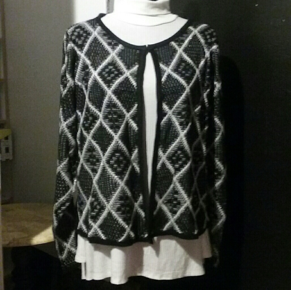 FADED GLORY WOMEN'S SWEATER JACKET