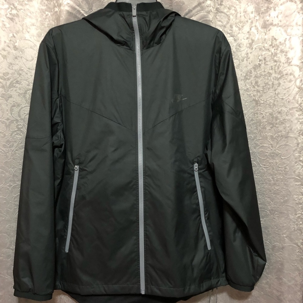 Nike Windbreaker Men’s XL Black/ Black