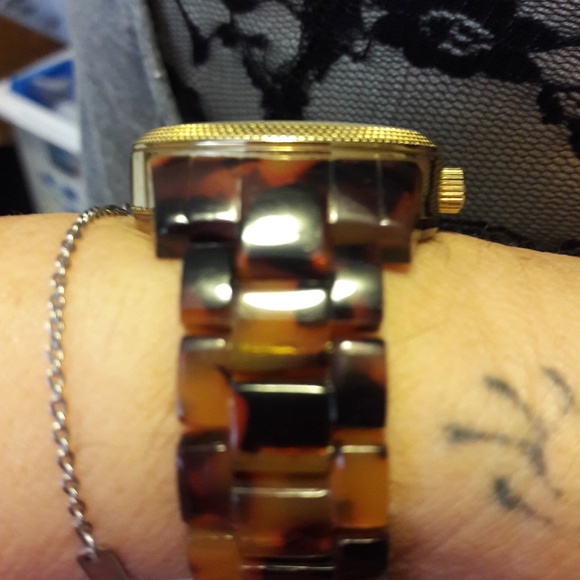 Authentic Michael Kors Chronograph Watch - Picture 5 of 7