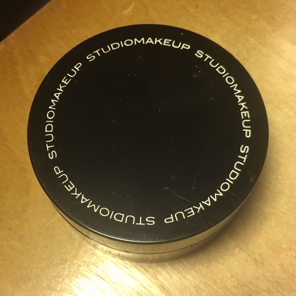 Brand new blush🌻 - Picture 2 of 5