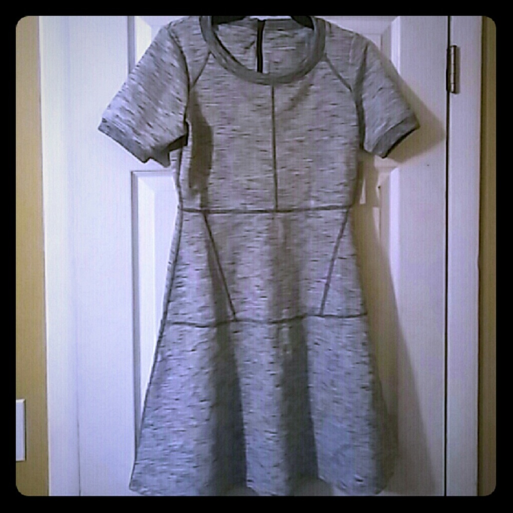 New $98 Athleta Dress sz small