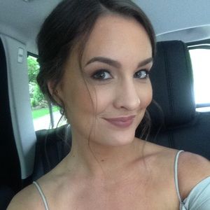Meet your Posher, Charlotte