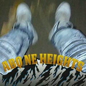 Meet your Posher, Dee