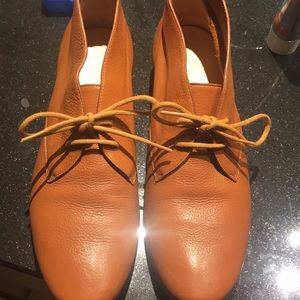 Cole Haan Stellan Chukka Booties in Camello