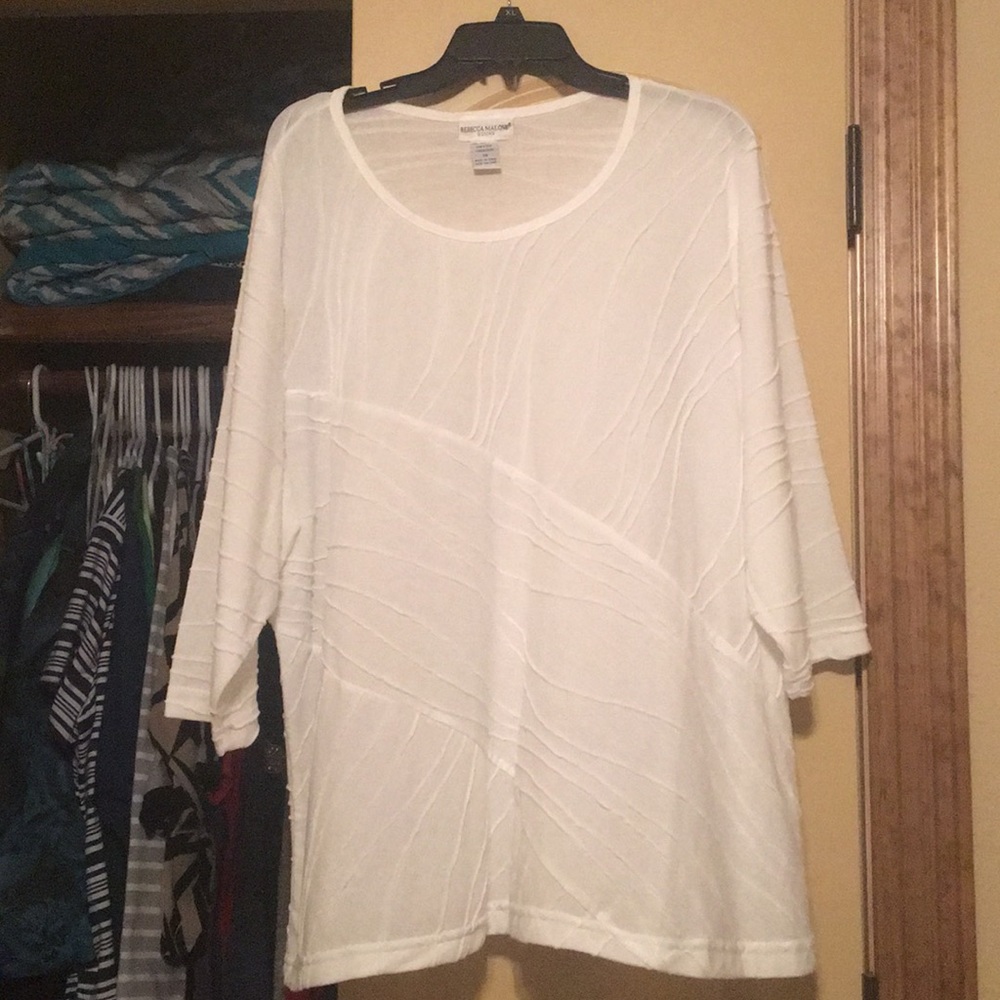 size 3x white ruffled shirt