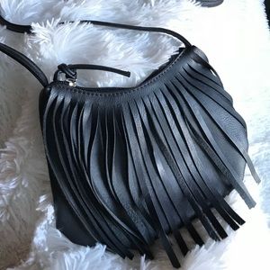 XMAS SALE🎅🏼Black leather tassel crossbody purse