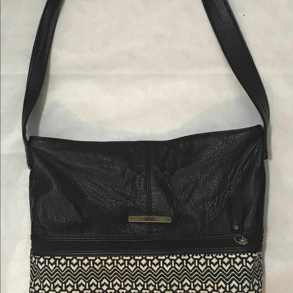 Vans Womens Crossbody Purse Bag Sack Pack