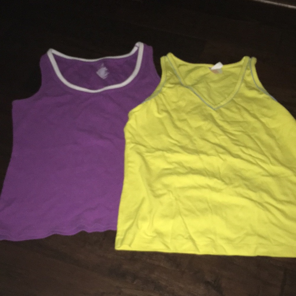 Workout top bundle size XL