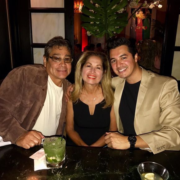 Meet your Posher, Sonny - Picture 1 of 1