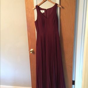 Azazie Lindsey in Cabernet