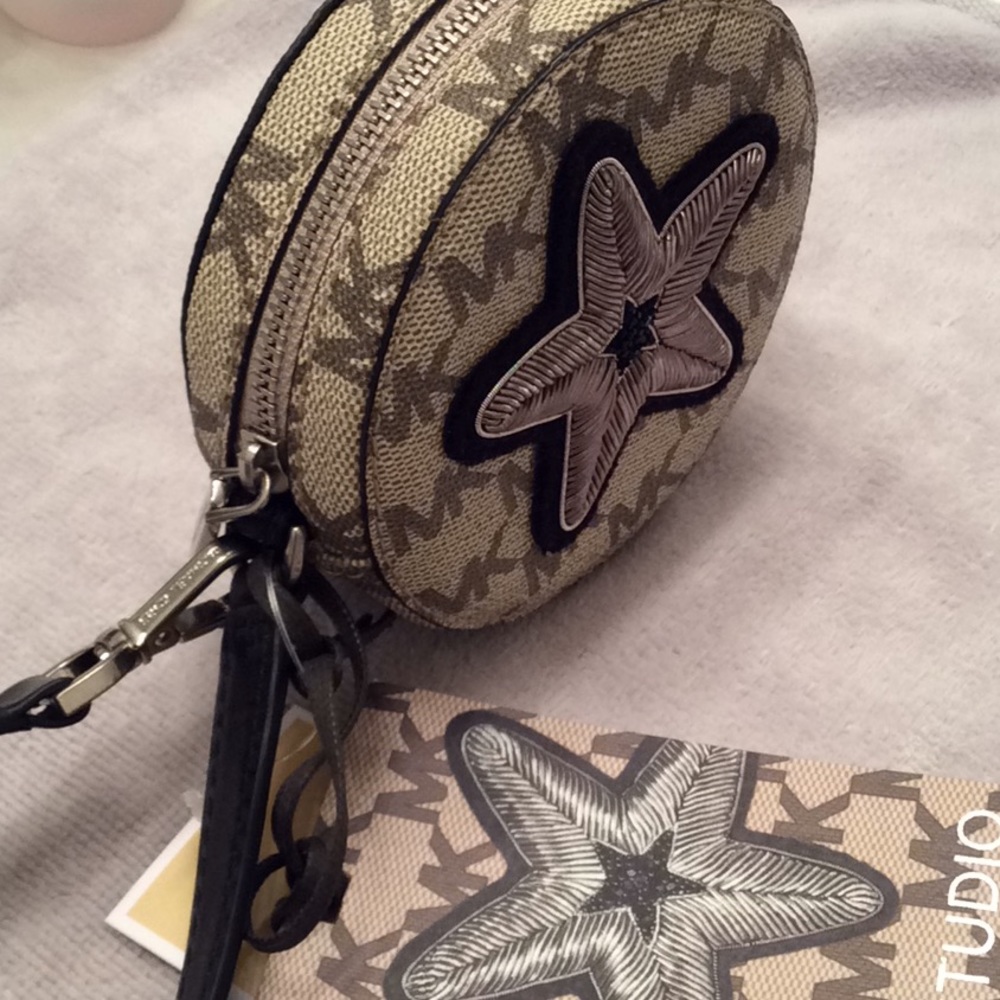 Michael Kors Sml Coin Purse, SUPER CUTE! - Picture 3 of 4