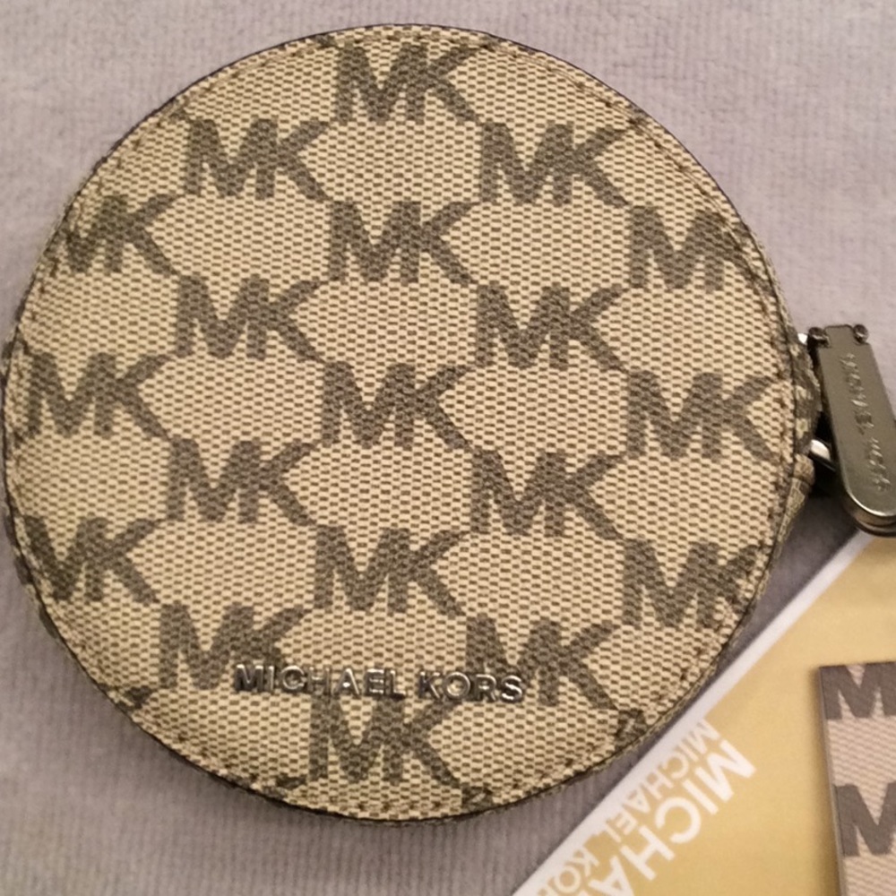 Michael Kors Sml Coin Purse, SUPER CUTE! - Picture 4 of 4