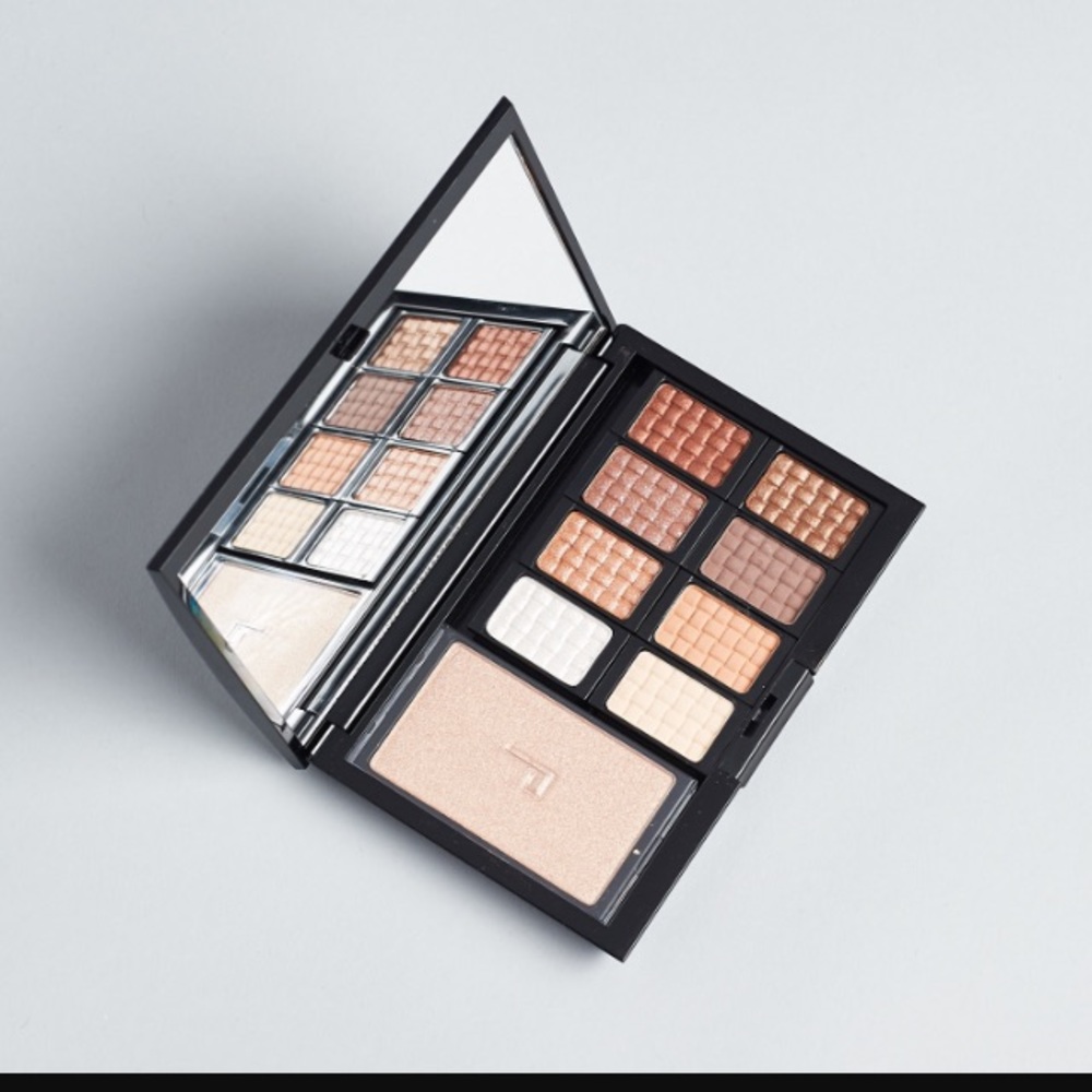 Fab Fit Fun Doucce eye shadow