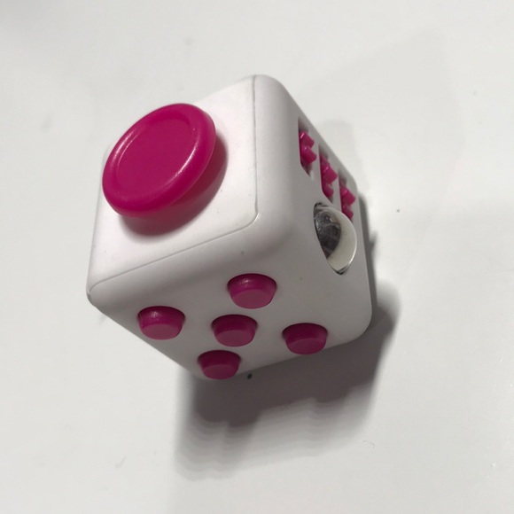 Fidget cube - Picture 2 of 2