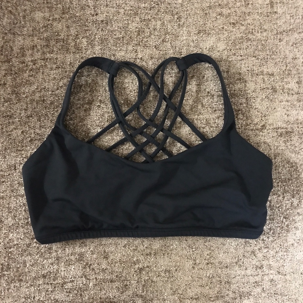 Lululemon free to be wild bra