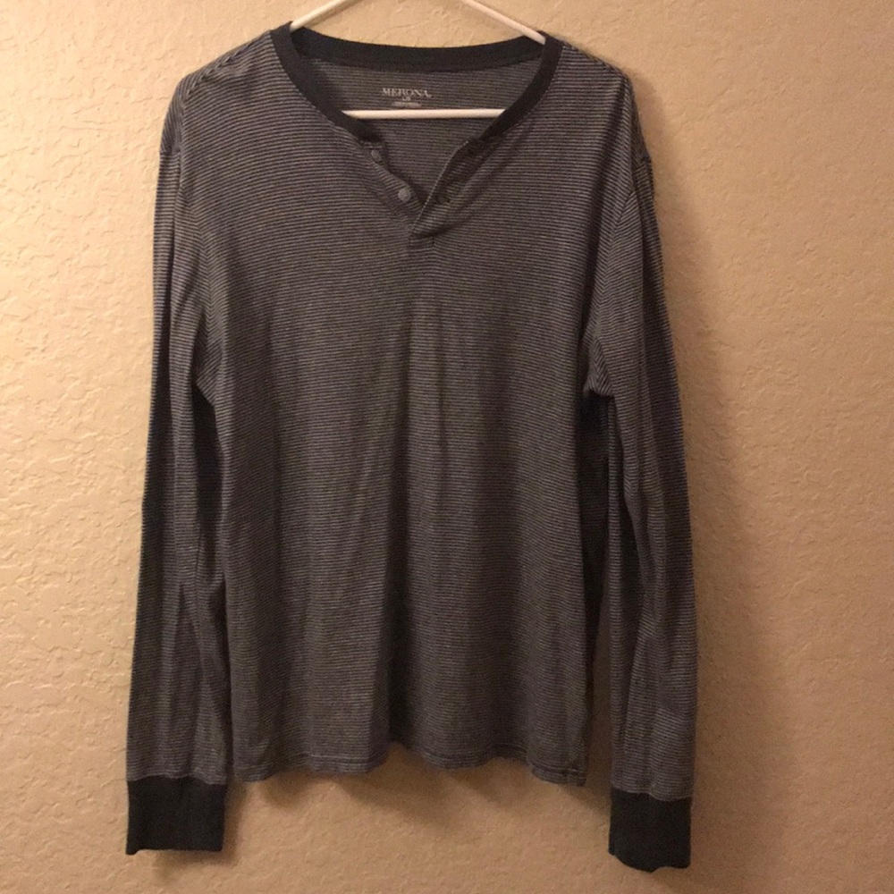 Men’s Merona grey charcoal striped henly