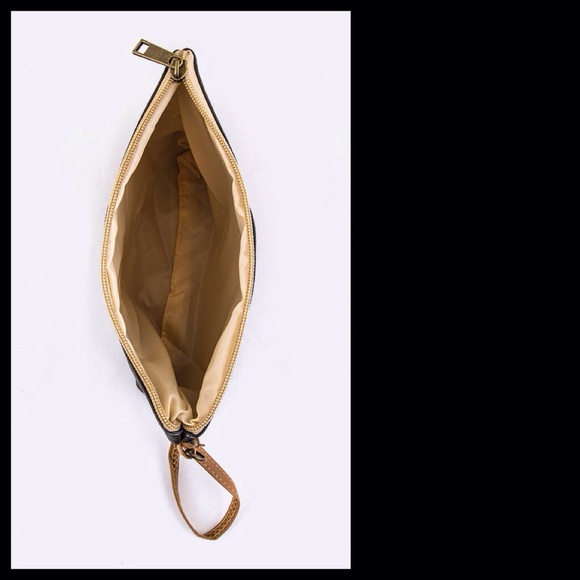 Glam polka dot wristlet - Picture 2 of 3