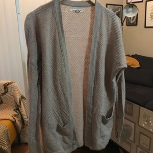 American Eagle beige cardigan. Size medium