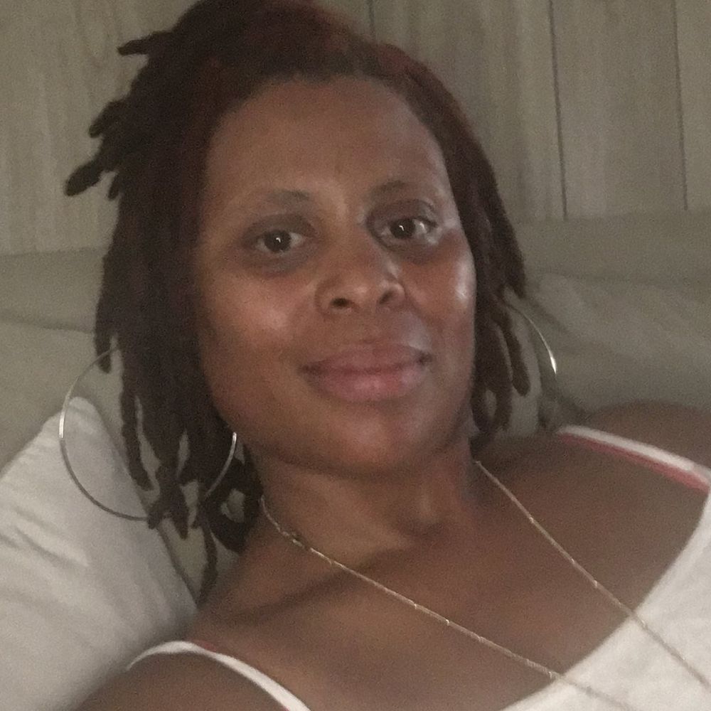 Meet your Posher, Yolanda