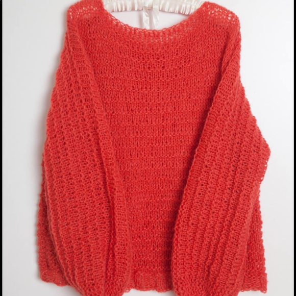 BRAND NEW/NEVER WORN CUSTOM MADE SWEATER - Picture 4 of 7