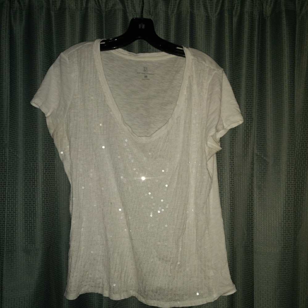 New York & Co white top