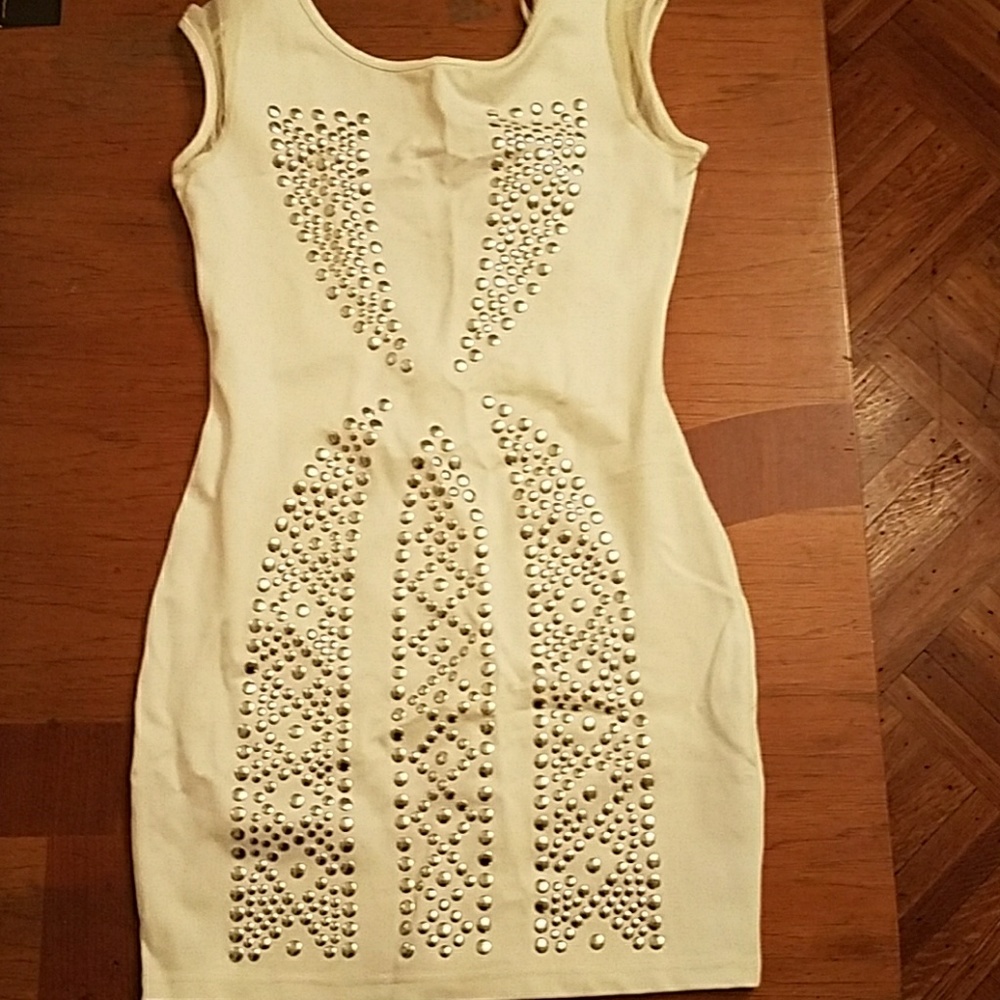 2b Bebe White Studded Dress, Size Medium