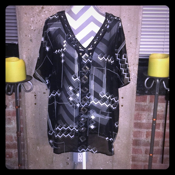 A Pea in the Pod Maternity Blouse✔️Black Geometric - Picture 1 of 5